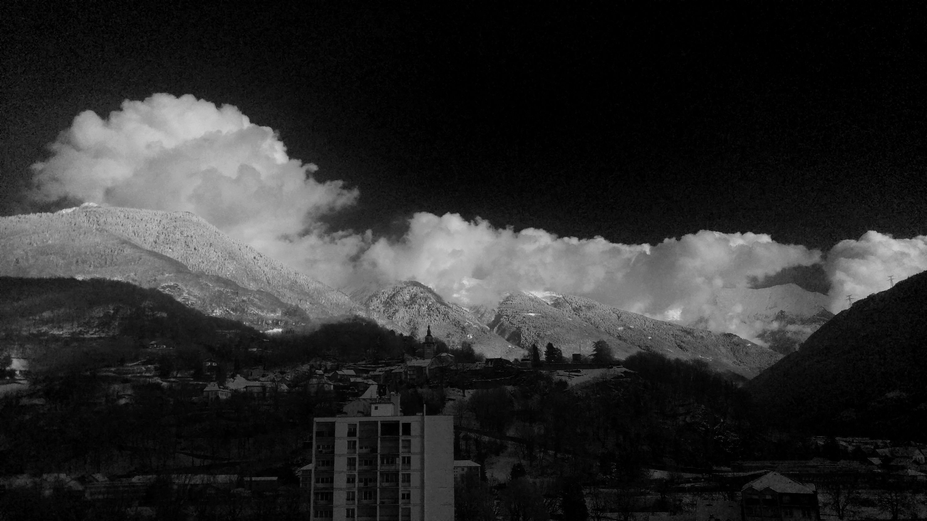 2019-01-30 Sommets enneigés sur la Tarentaise en noir et blanc