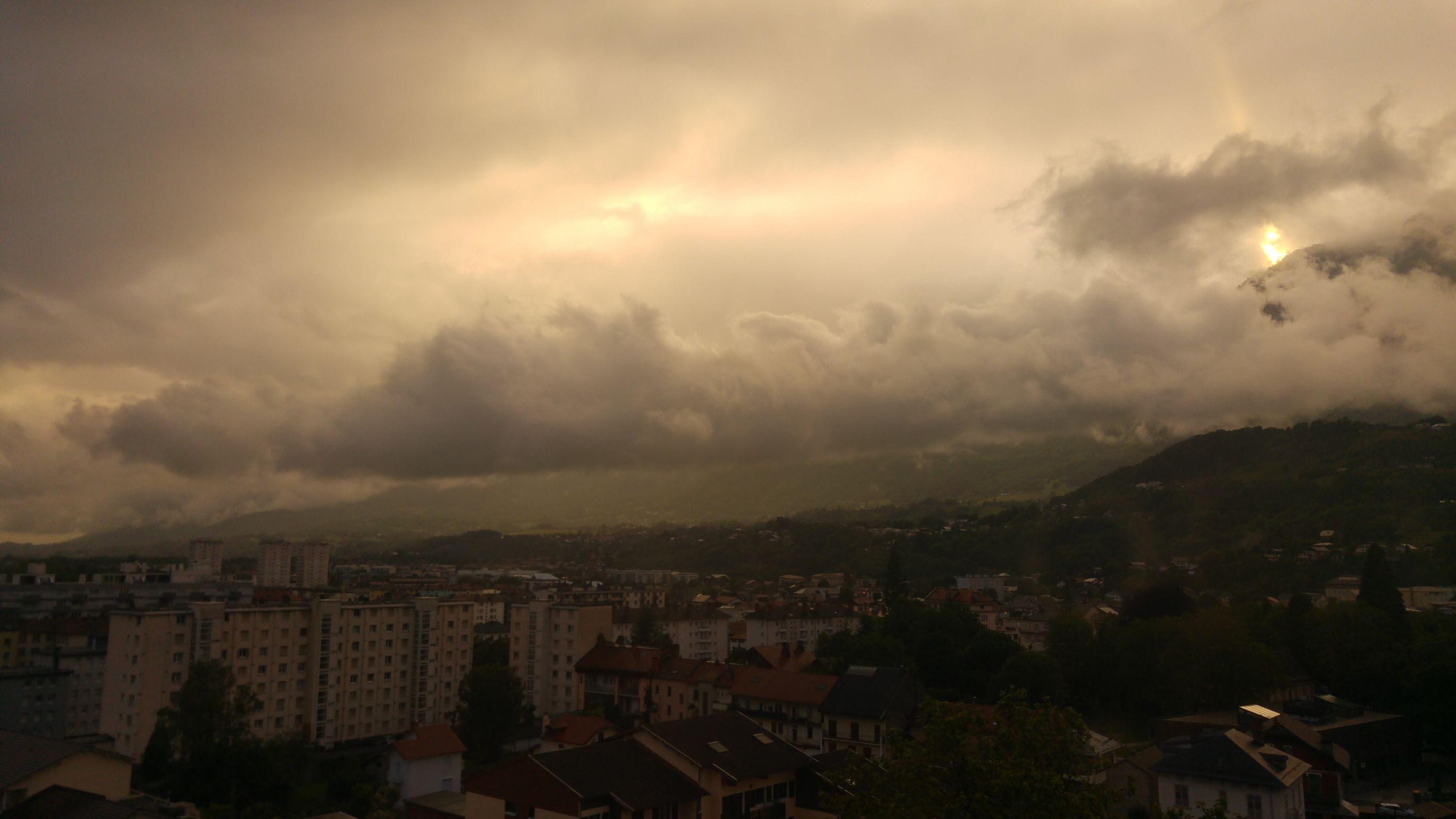 2019-05-28 Orage sur les Bauges