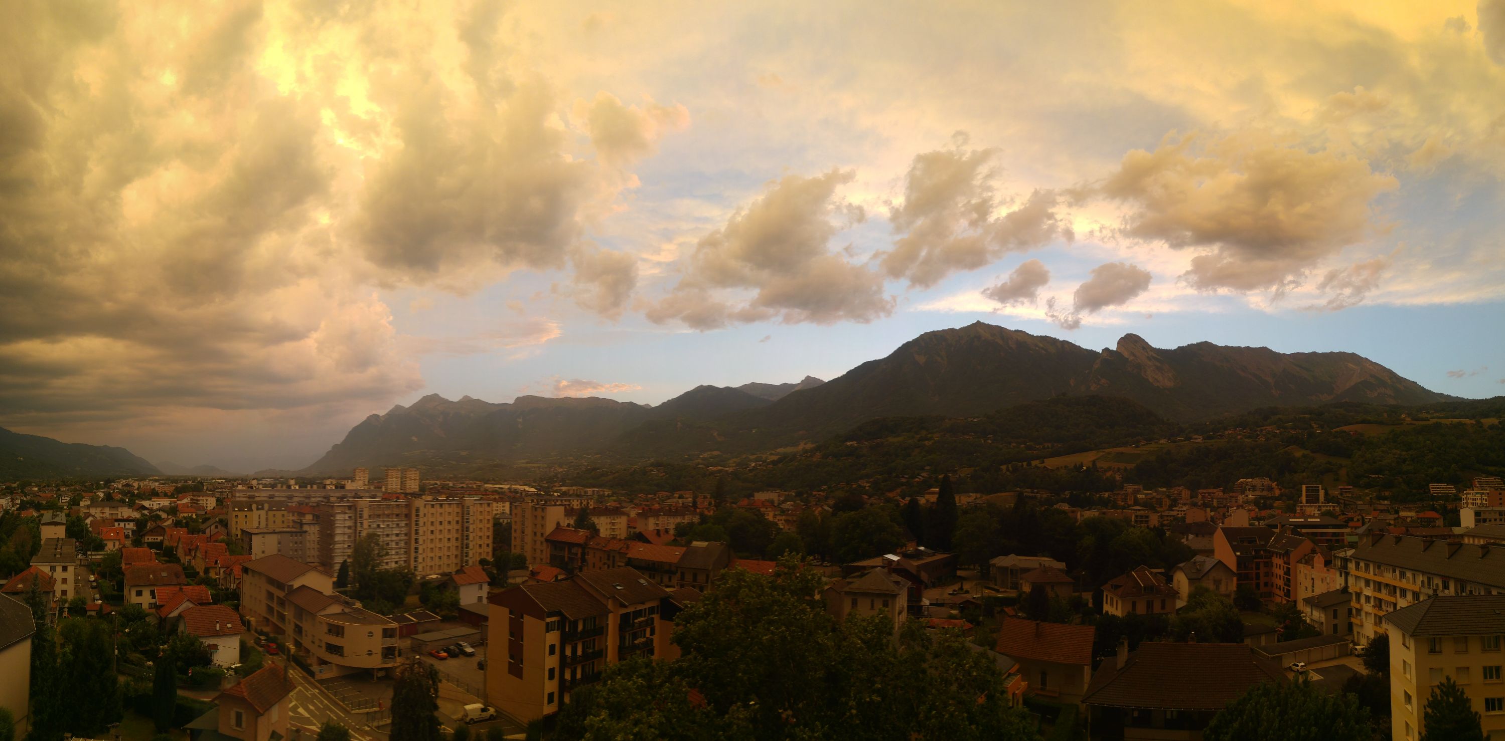 2020-07-30 Fin de journée d’été sur les Bauges
