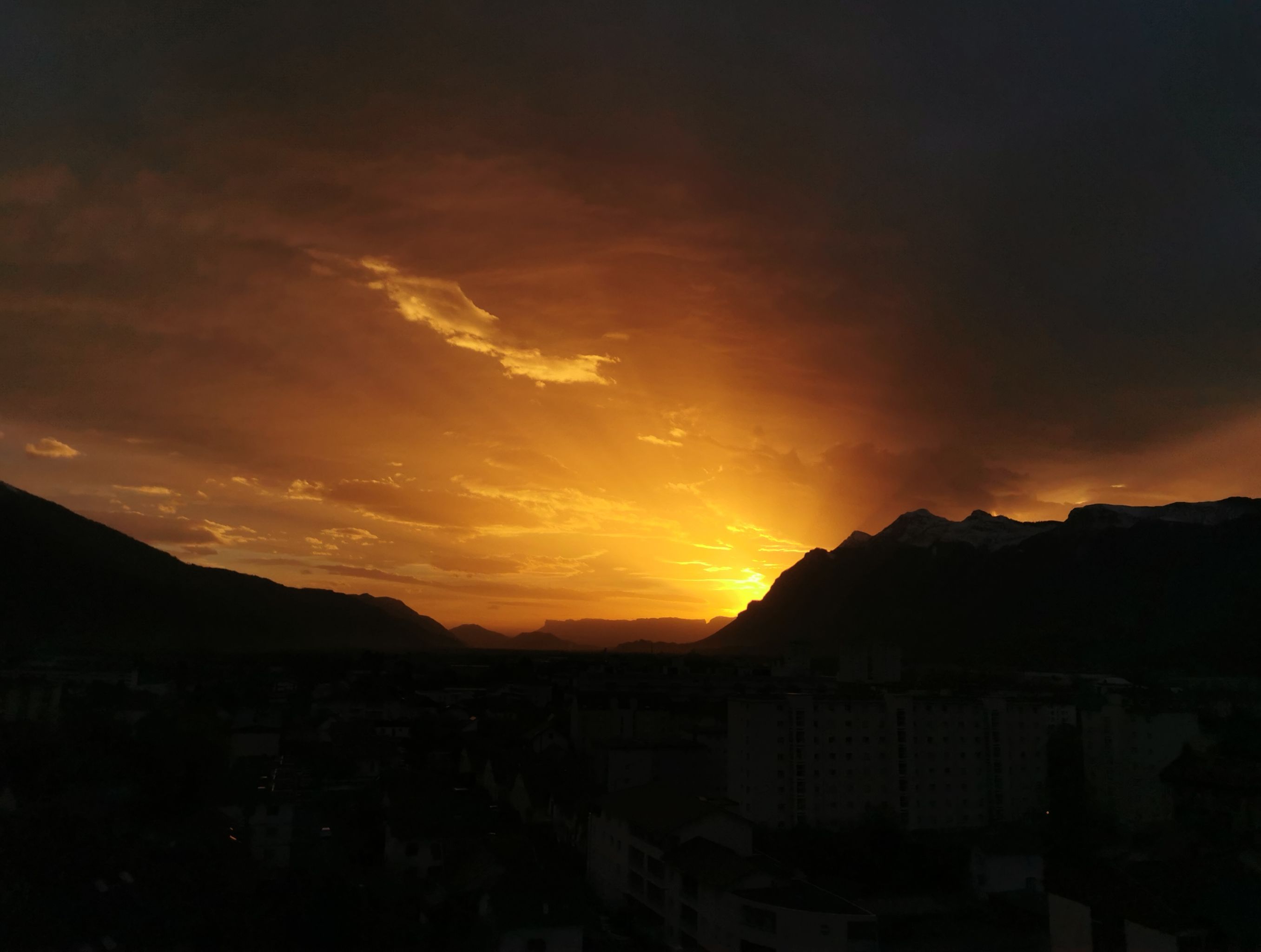 2024-11-25 Coucher de soleil sur la Combe de Savoie