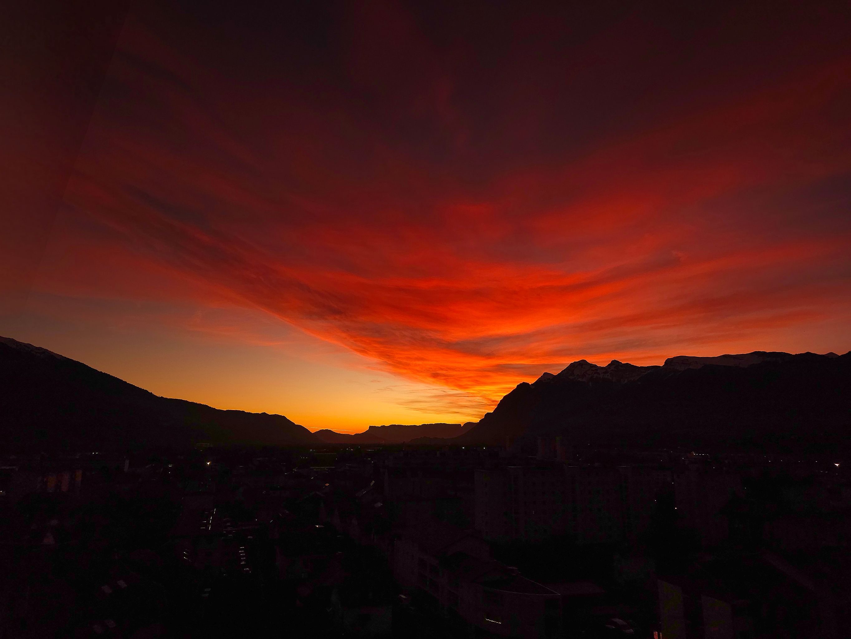 2025-12-08 Coucher de soleil sur la Combe de Savoie