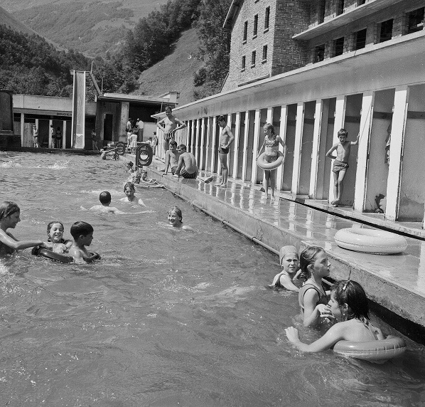 Nageurs à la piscine de Bonneval entre 1956 et 1965 - 2
