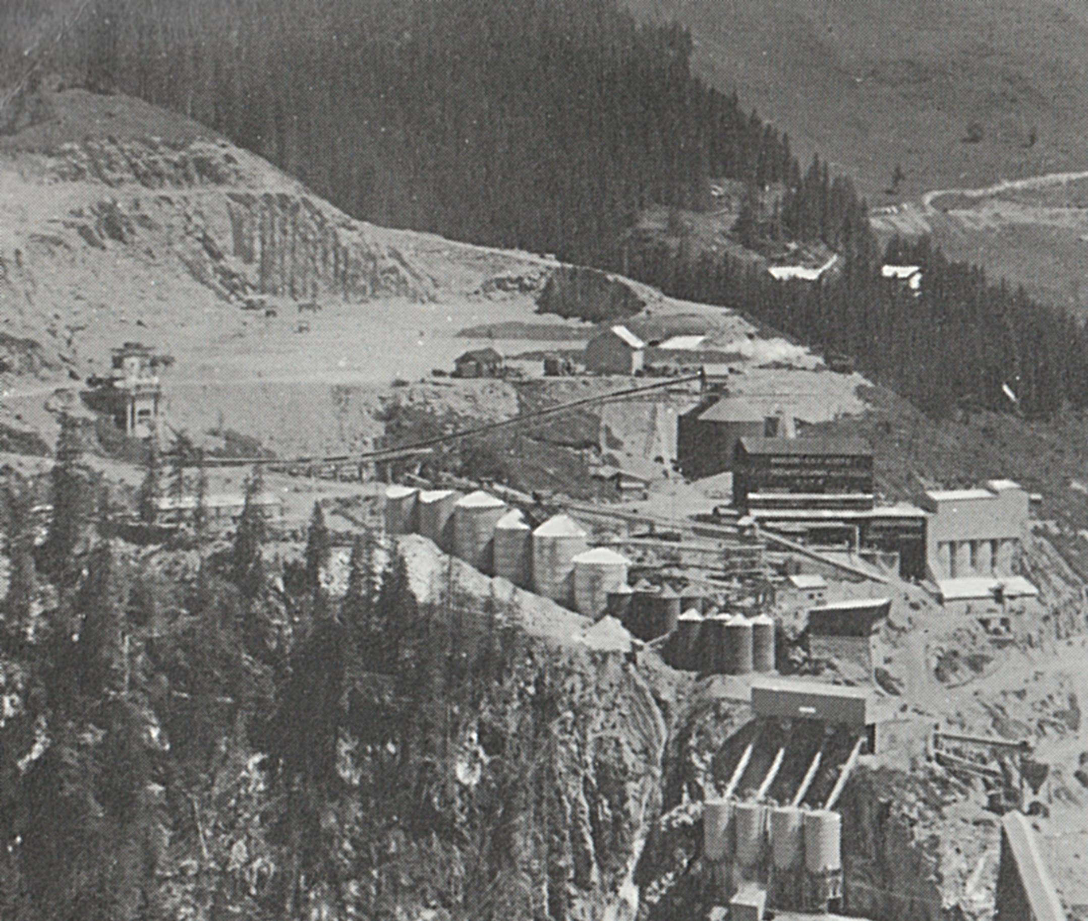 Carrières et installations de concassage et de stockage des agrégats