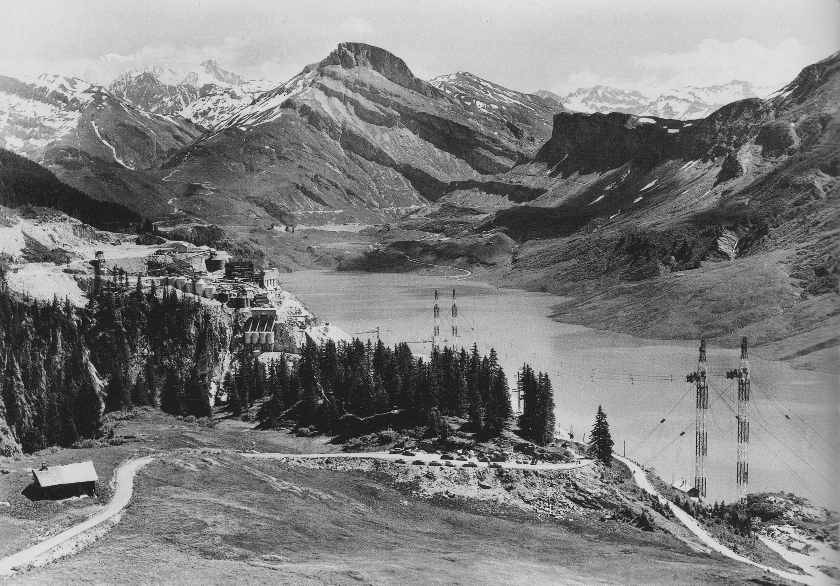 Mise en eau mai 1960 vue du côté col du Pré