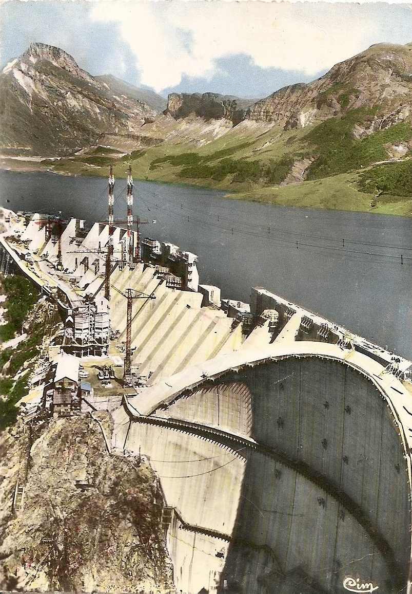 Carte postale couleurs des grues et blondins vue côté col du Pré