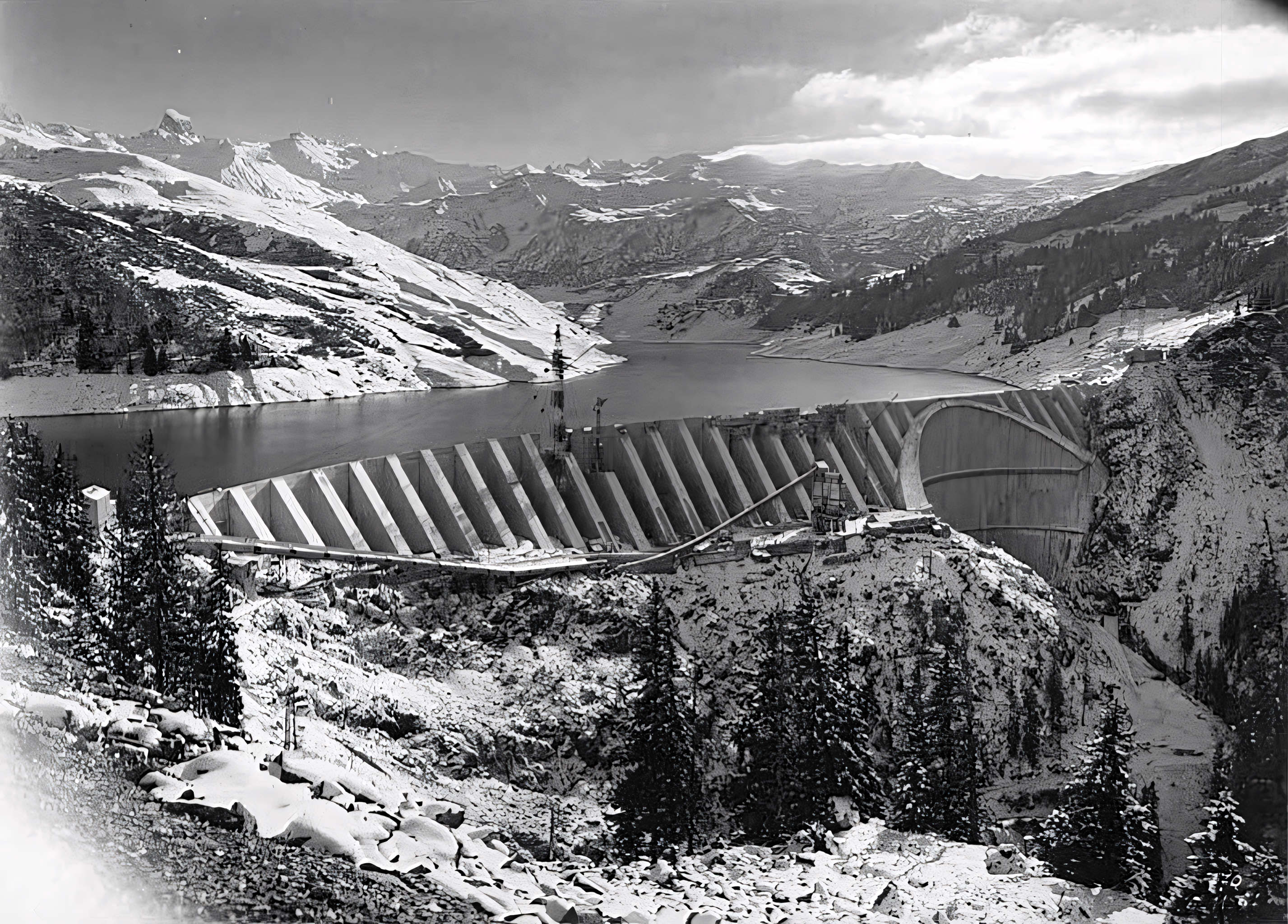 Vue aérienne du barrage côté Méraillet le 6 novembre 1961