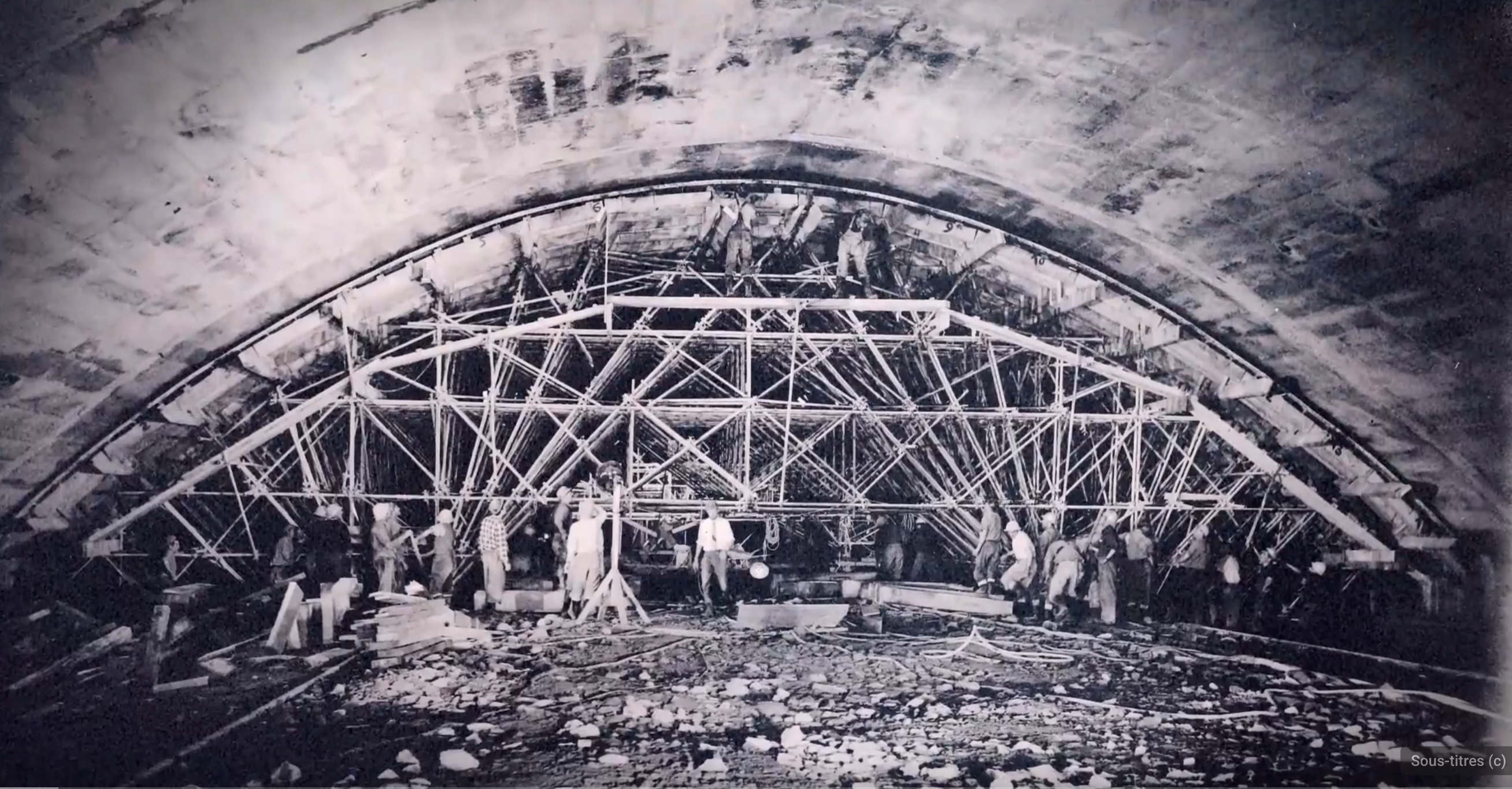 Étayage et creusement de la centrale de La Bathie