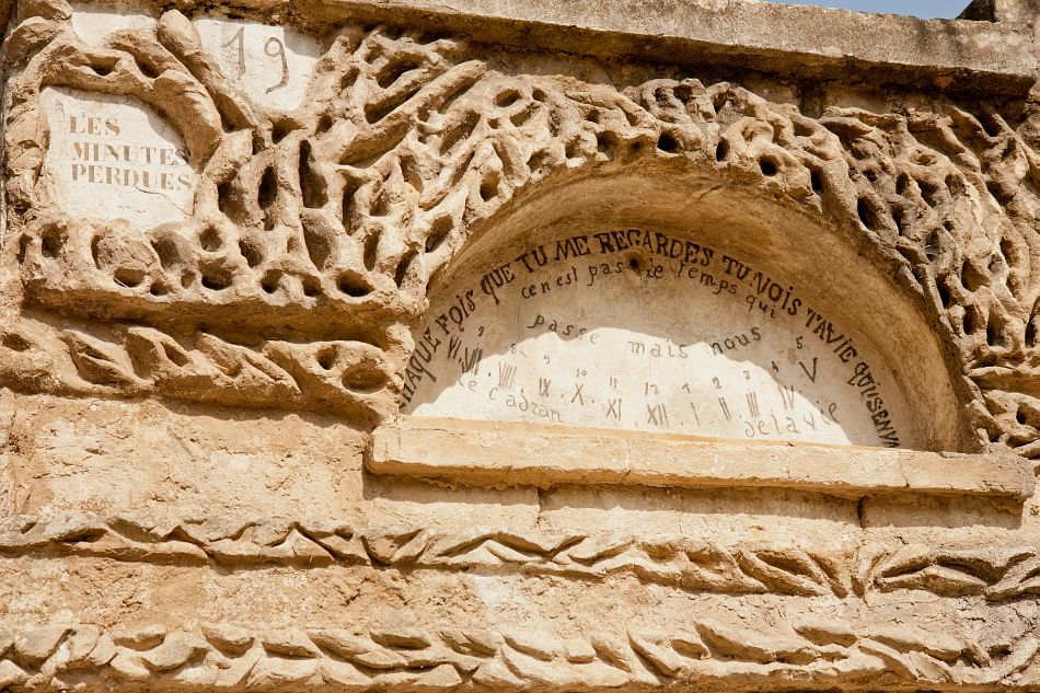 Cadran solaire - Annexe Palais Idéal du Facteur Cheval