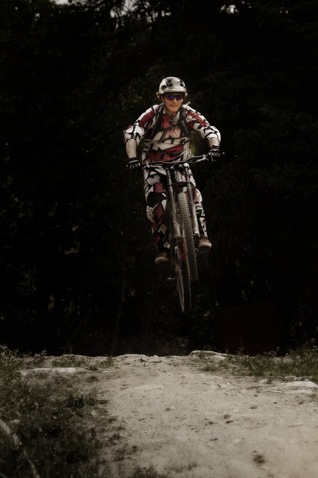 Saut en VTT