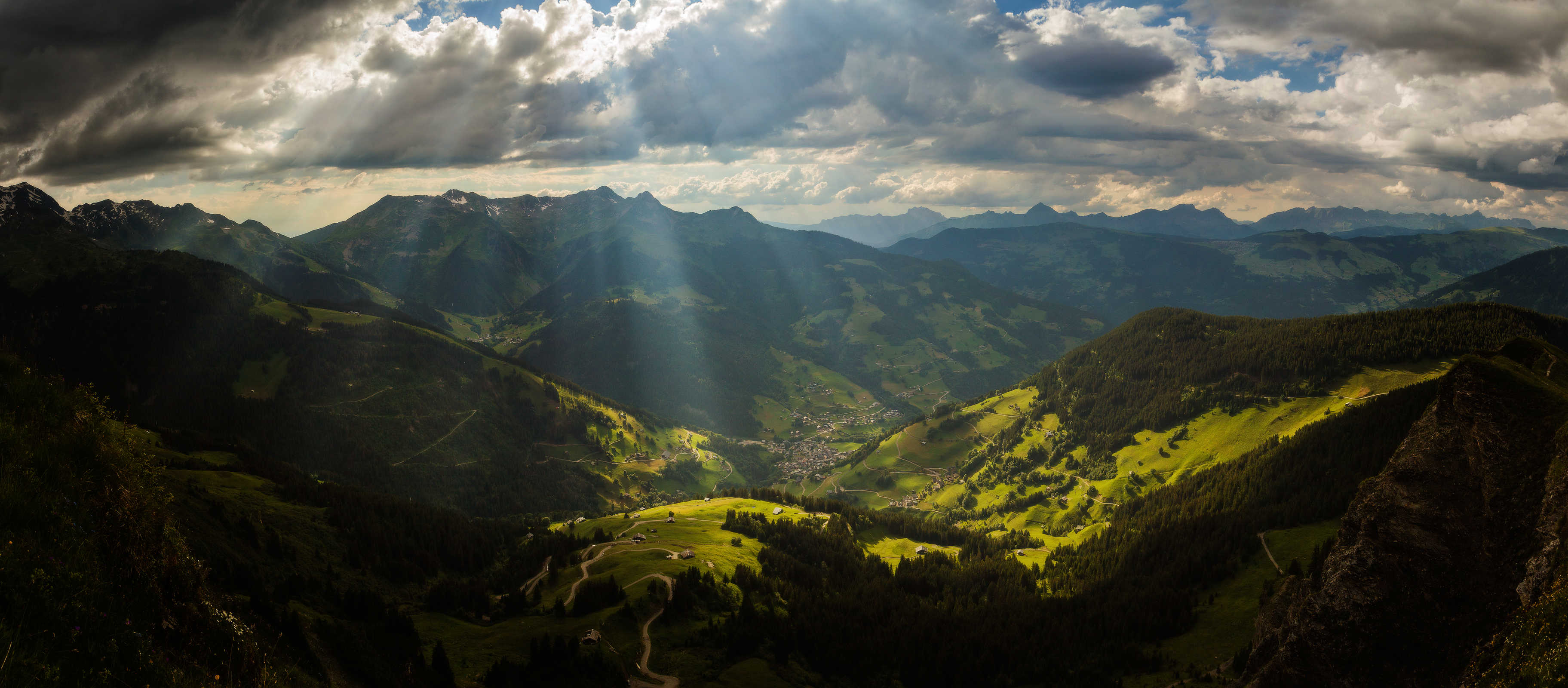 La Vallée d'Arêches Beaufort après l'Orage 1
