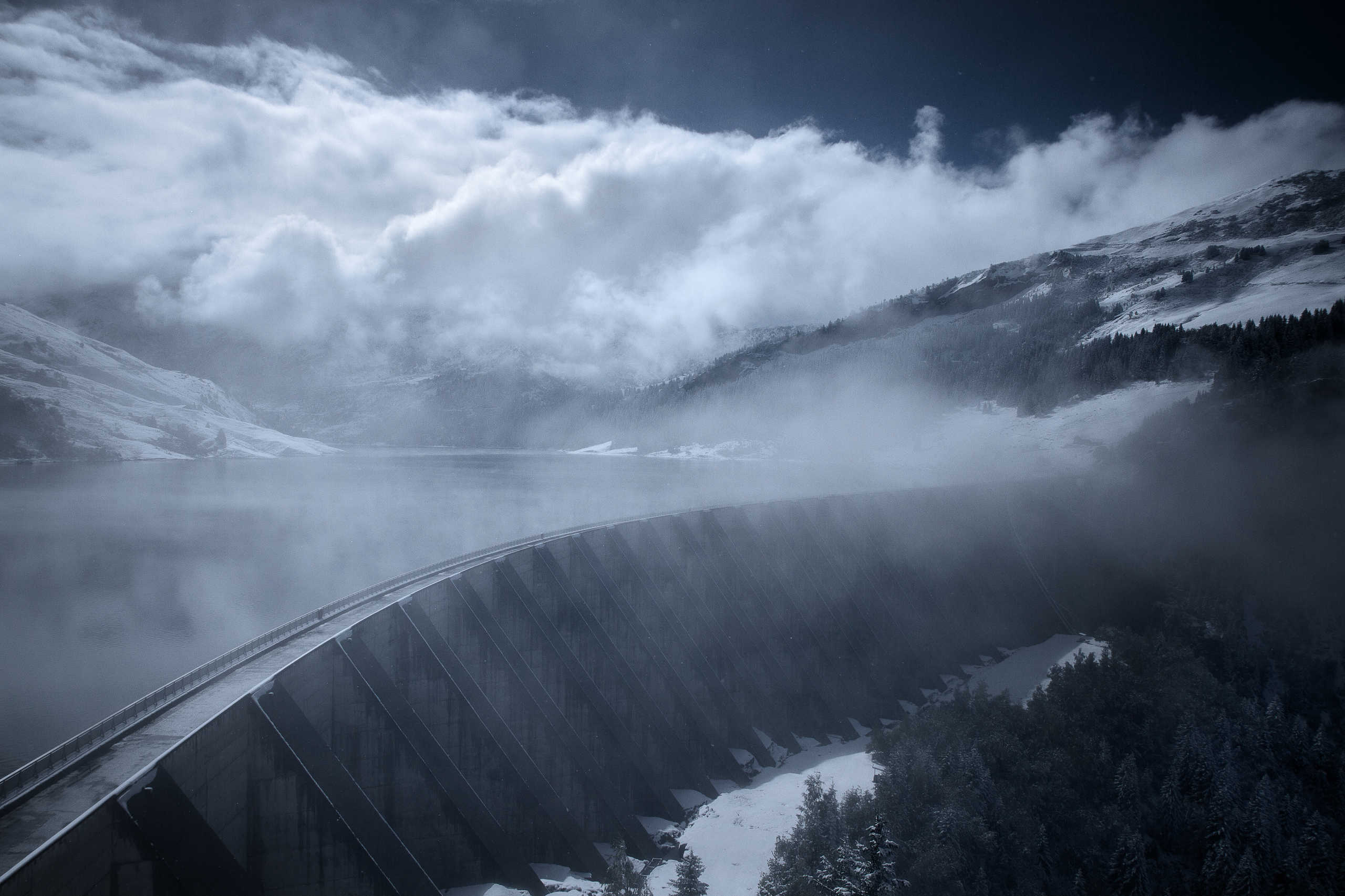 Le Barrage de Roselend par Grand Froid