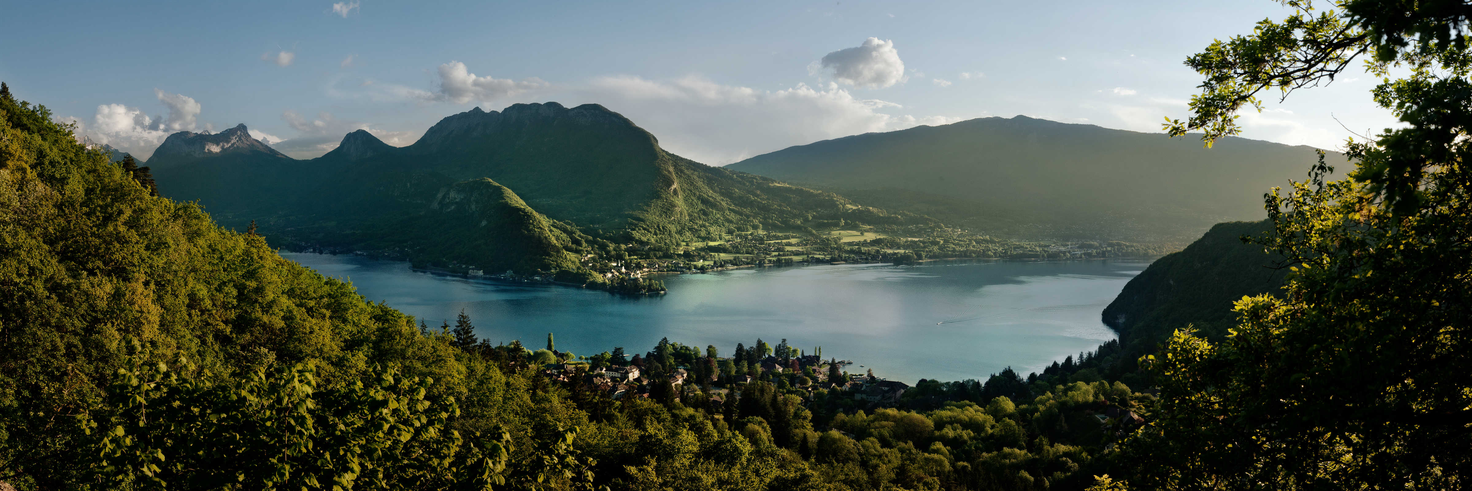 Le Lac d'Annecy en Été