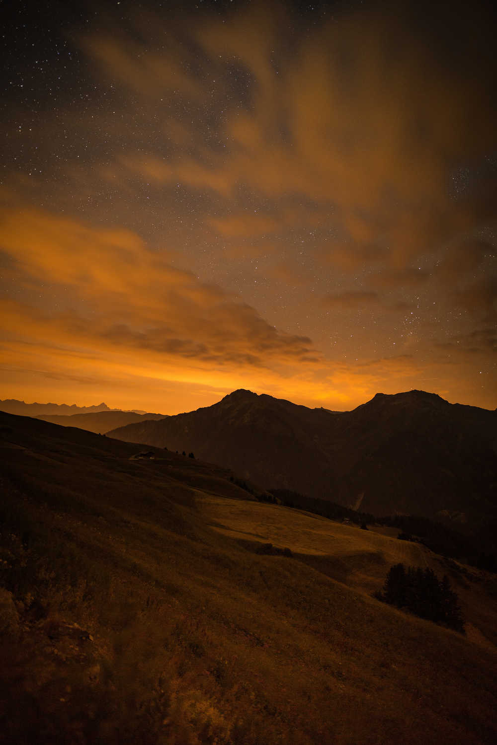 Paysage nocturne depuis la Roche Parstire - Beaufortain